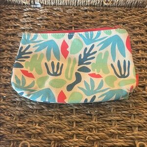 IPSY Makeup Bag 
- Abstract Palm Print